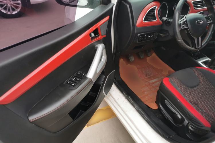 Used JAC Refine S2 2017 1.5L Manual Luxury Connect Edition
