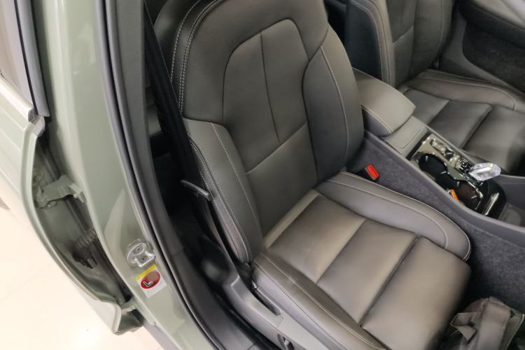 Used Volvo XC40 2024 B4 4x4 Smart Luxury Edition