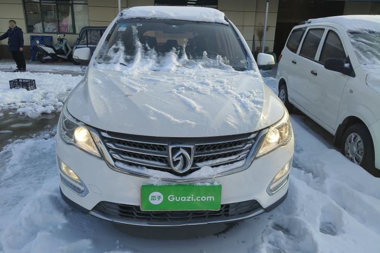 Used Baojun 560 2016 1.8L Manual Elite Version
