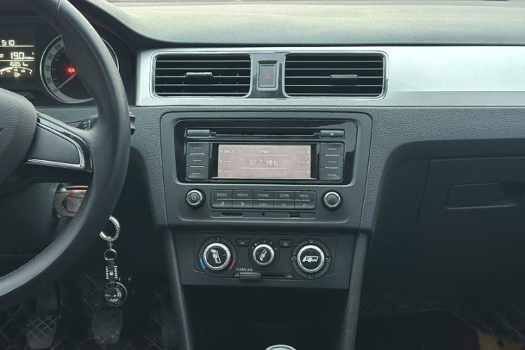 Used Skoda Rapid 2018 1.6L Manual Comfort Edition
