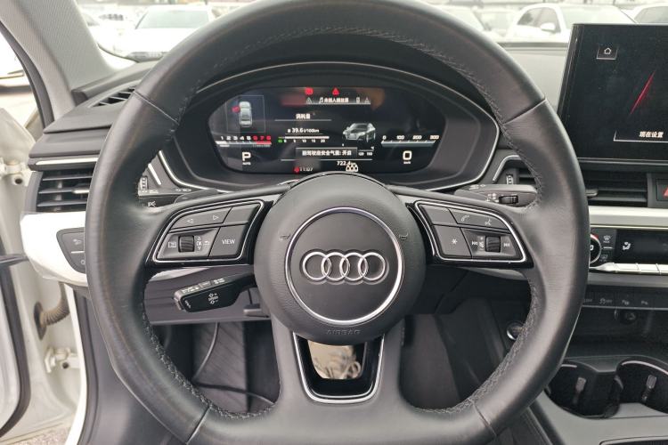 Used Audi A4L 2022 40 TFSI Luxury Dynamic Model