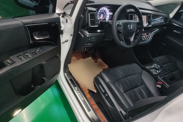 Used Honda Elysion 2019 2.0L Hybrid Luxury Edition