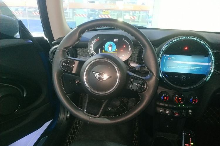 Used  MINI 2022 Updated 1.5T COOPER Classic Edition