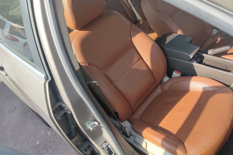 Used Buick Regal 2015 2.0L Leading Fashion Edition
