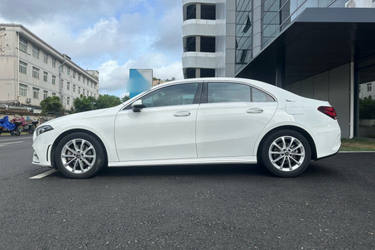 Used Mercedes-Benz A-Class 2021 A 200 L Sport Sedan Fashion Model