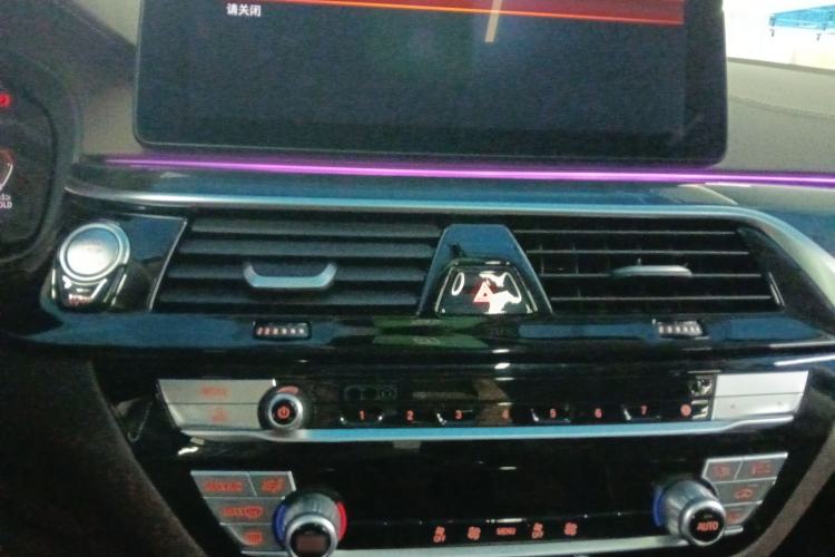 Used BMW 5 Series 2022 Second Facelift 525Li Luxury Package
