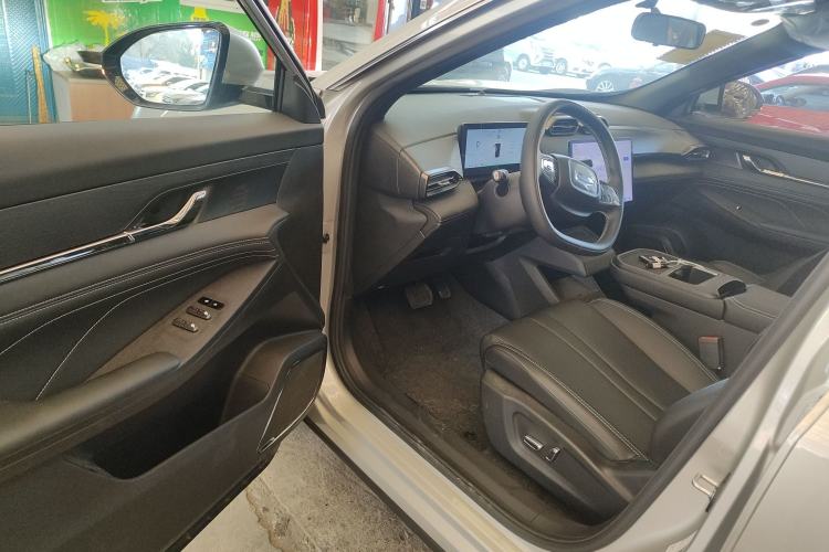 Used Dongfeng Aeolus L7 New Energy 2024 205 Air