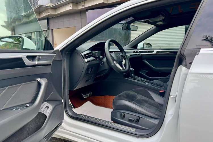 Used Volkswagen FAW-Volkswagen CC 2021 330TSI Ignite Edition
