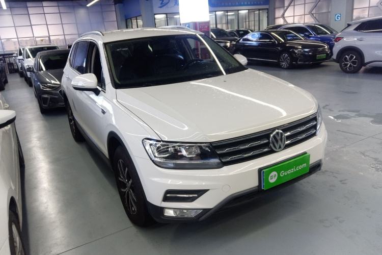 Used Volkswagen Tiguan L 2018 Revised Version 330TSI Automatic Two-Wheel Drive Comfort Edition

