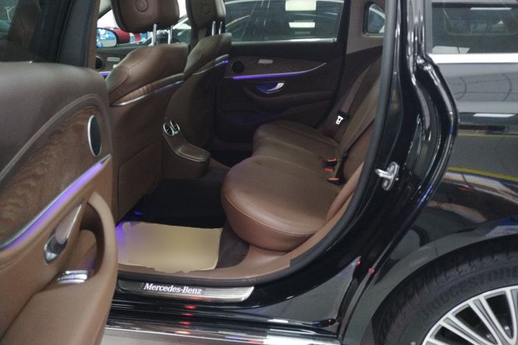 Used Mercedes-Benz E-Class 2023 Updated E 300 L Fashion Edition
