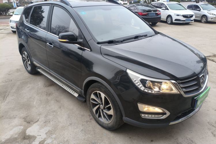 Used Baojun 560 2015 1.8L manual luxury version