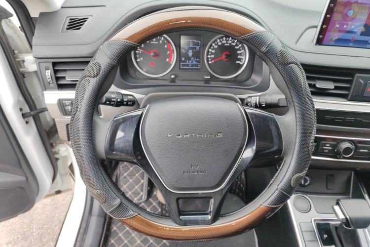 Used FORTHING T5 2022 Shengshi Edition 1.5T Automatic Dream Version Five Seats
