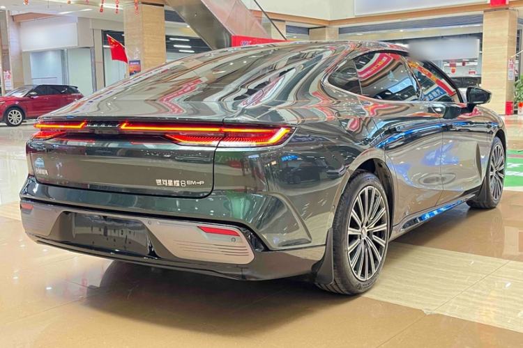 Used  Galaxy 8 2025 130km EM-P Exploration Edition