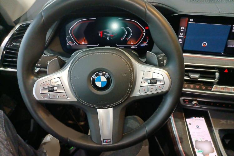 Used BMW X5 2022 Restyled xDrive 30Li Luxury Version M Sport Package
