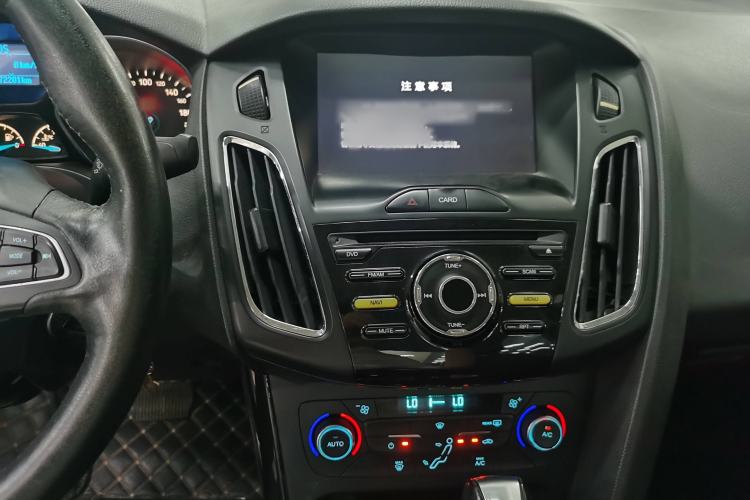 Used Ford Focus 2017 Sedan EcoBoost 125 Automatic Supreme Style SmartDrive Edition
