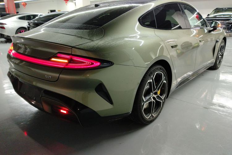 Used  SU7 2024 Rear-Drive Ultra-Long Range Advanced Pro-Level Intelligent Driving Version
