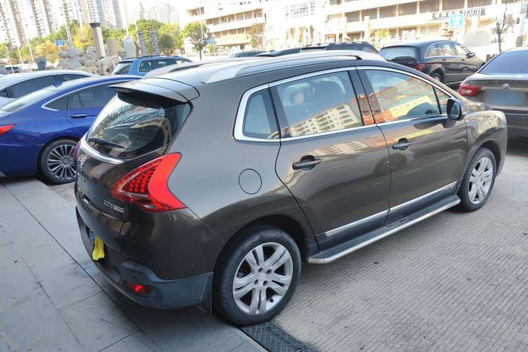 Used Peugeot 3008 2015 1.6THP Automatic Classic Edition
