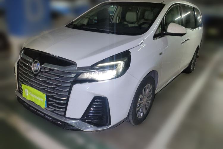 Used Buick GL8 2023 Facelifted Land Cruiser Executive Luxury Version
