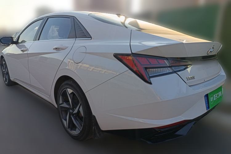 Used Hyundai Elantra 2021 1.5L CVT LUX Prestige Edition
