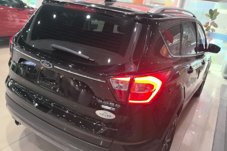 Used Ford Kuga 2019 EcoBoost 180 Two-Wheel-Drive Platinum Edition China VI Standard
