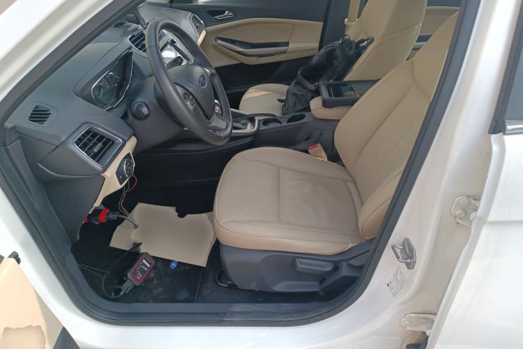 Used Ford Escort 2015 1.5L Automatic Fashion Model