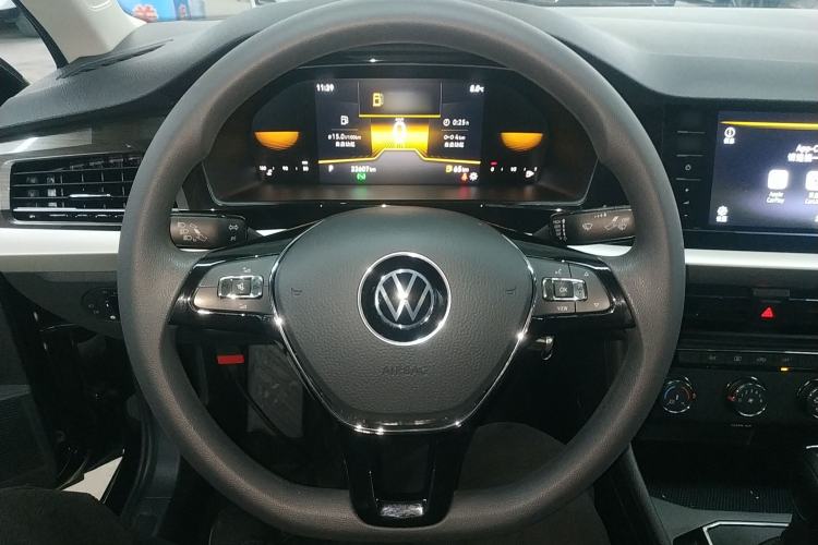 Used Volkswagen Lavida 2022 1.5L Automatic Comfort Edition
