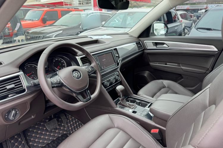 Used Volkswagen Teramont 2019 330TSI Two-Wheel-Drive Luxury Edition China V Standard
