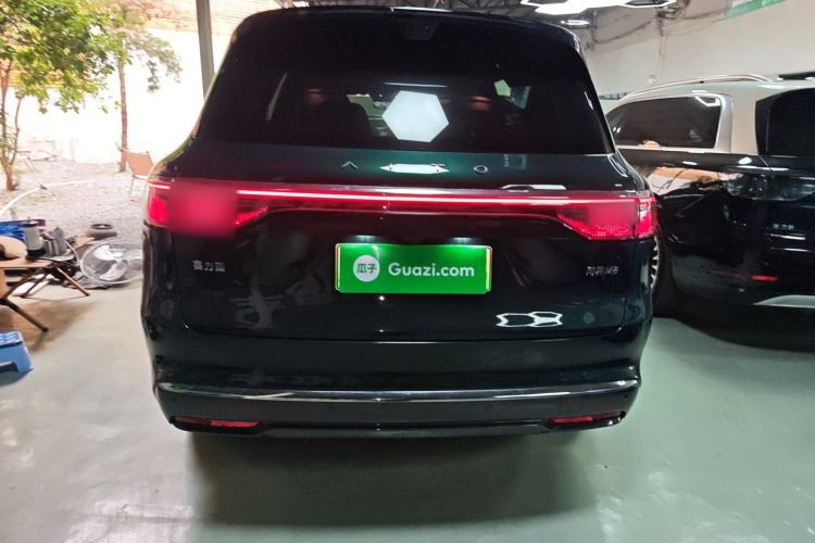 Used Hima AITO M8 2025 Extended-Range Ultra Version 53.4 kWh 6-Seater Edition