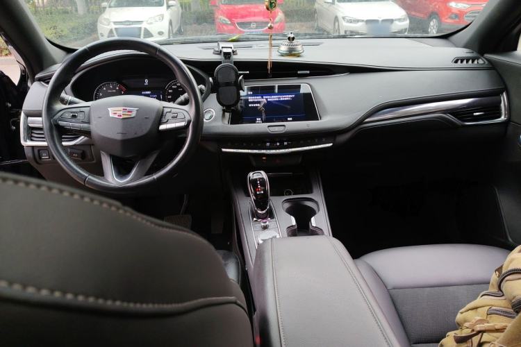 Used Cadillac XT4 2021 28T Two-Wheel Drive Tech Edition
