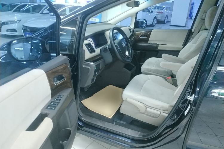 Used Honda Odyssey 2015 Revised Version 2.4L Comfort Edition
