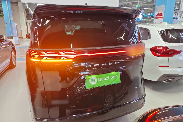 Used Denza D9 2022 DM-i 970 Four-Wheel Drive Flagship Model