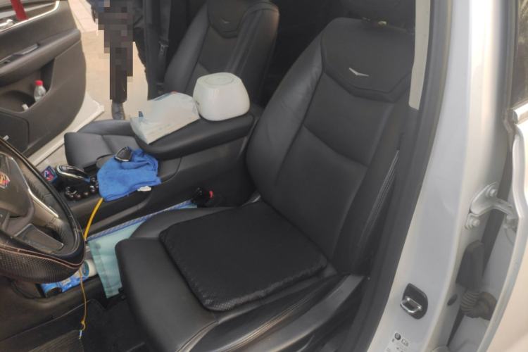 Used Cadillac XT5 2018 25T Luxury Model
