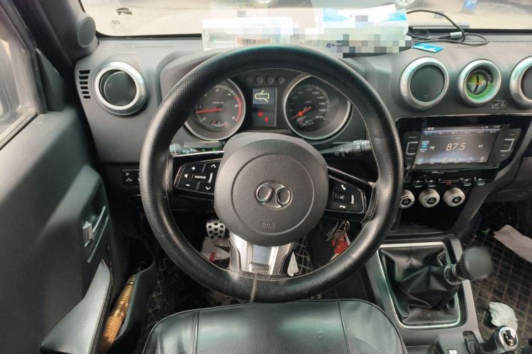 Used  BJ40 2018 40L 2.0T Manual Diesel Four-Wheel Drive Prestige Edition