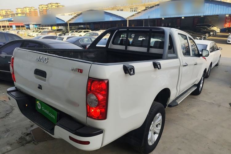 Used  T6 2020 2.0T Diesel Two-Wheel-Drive Elite Version Long Wheelbase China VI Emission Standard HFC4DB2-2E