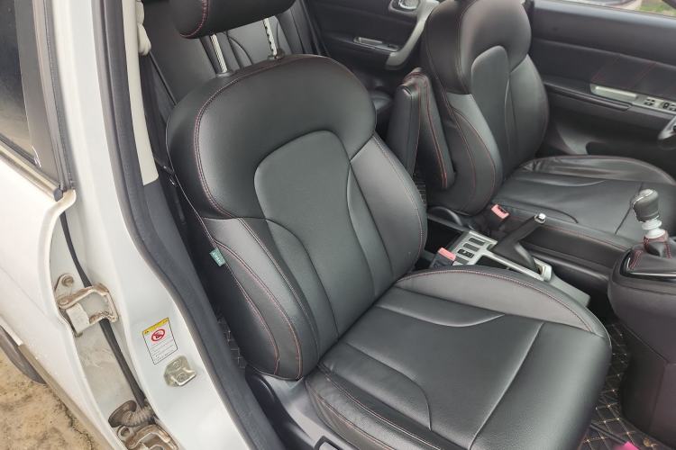 Used Haval H6 2013 Upgraded Model 1.5T Manual Two-Wheel Drive Elite Version