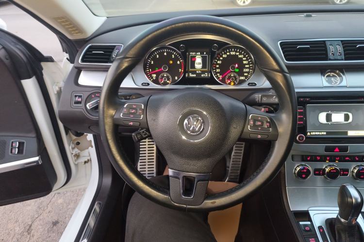 Used Volkswagen FAW-Volkswagen CC 2015 2.0 TSI Ultimate Model
