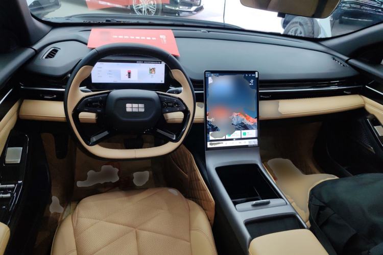 Used  L6 2024 125km PLUS Dragon Edition
