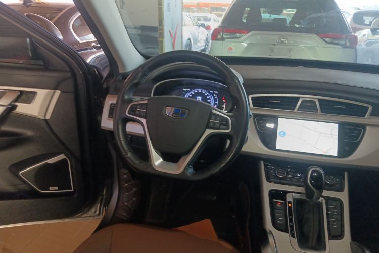 Used Geely Auto Emgrand X7 Sport 2018 1.8TD Automatic Two-Wheel Drive ZhiZun Model with 4G Connectivity
