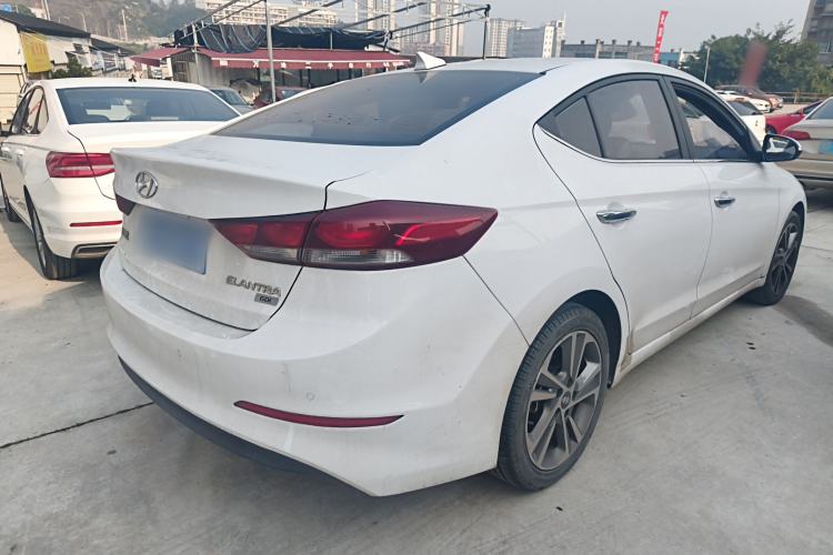 Used Hyundai Elantra 2016 1.6L Automatic ZhiXuan – Elite Version
