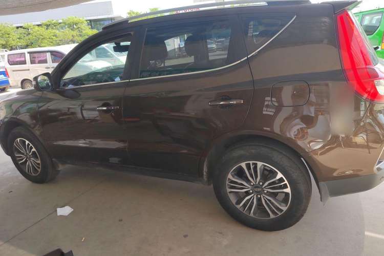 Used Geely Auto Vision X6 2016 1.8L Manual Luxury Edition
