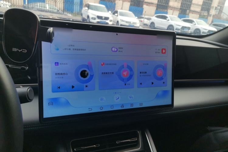 Used BYD Qin L 2024 DM-i 120KM Excellence Model
