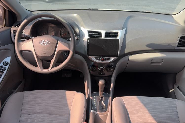 Used Hyundai Verna (older generation) 2014 1.4L Automatic Smart GLS