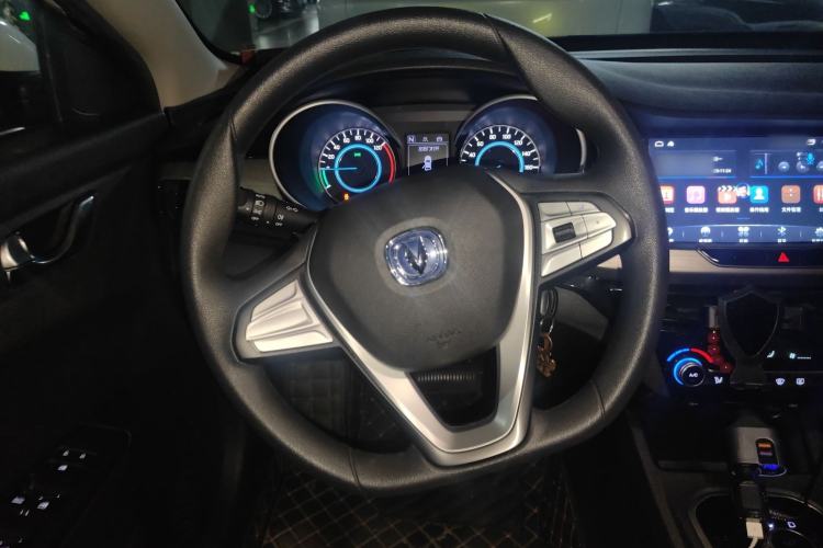 Used Changan Eado New Energy 2022 EV460 Smart Ride-Hailing Edition – Lithium Iron Phosphate
