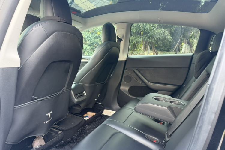 Used Tesla Model Y 2022 Rear-Wheel-Drive Version