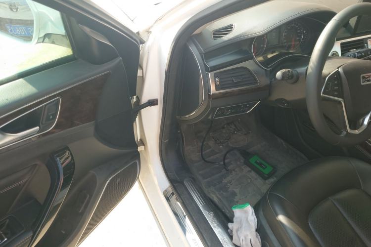 Used Zotye Z700 2016 1.8T DCT Elegant Version
