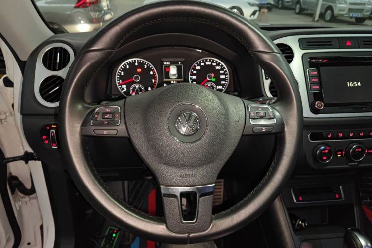 Used Volkswagen Tiguan 2016 300TSI Automatic All-Wheel Drive Luxury Edition
