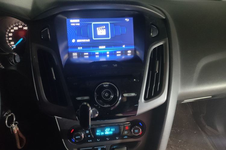 Used Ford Focus 2012 Hatchback 1.6L Automatic Fashion Edition
