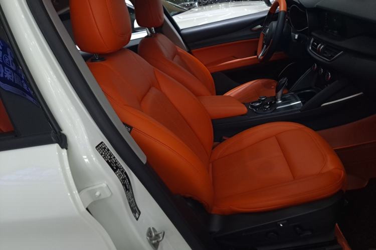 Used Alfa Romeo Stelvio 2017 2.0T 200HP Elite Edition
