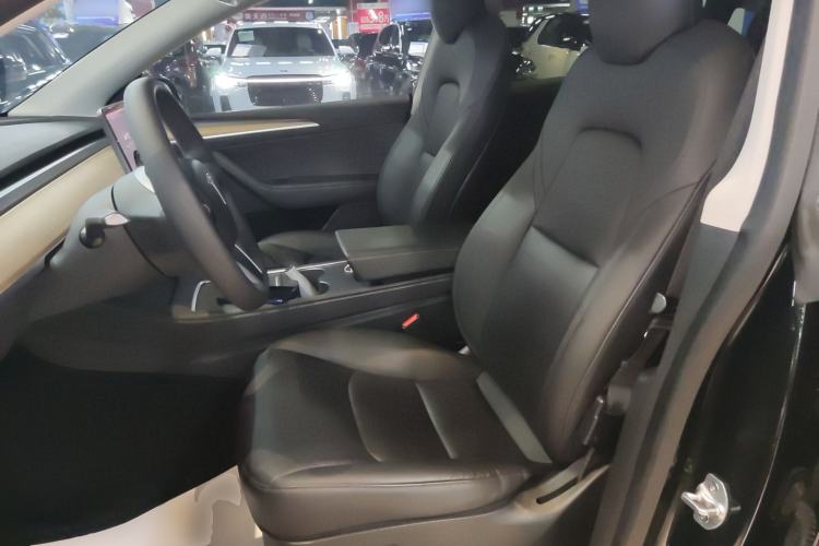 Used Tesla Model Y 2021 Long-Range All-Wheel-Drive Version 3D7