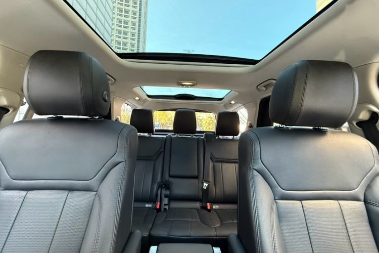 Used Land Rover Discovery 2017 3.0 SC V6 S
